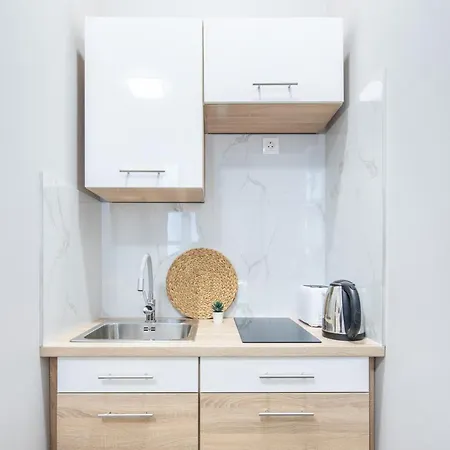 New - And Modern Lejlighed *